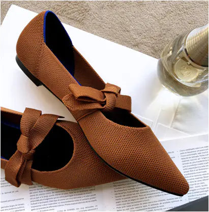 Bow-Adorned Mary Jane Boat Flats
